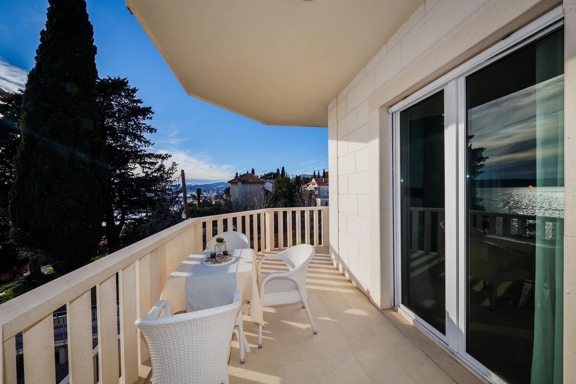 Hotel Villa Zarko Kaštel Stari Exterior foto