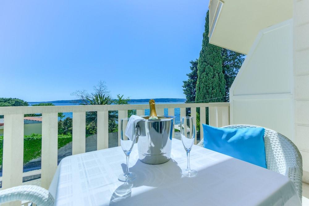 Hotel Villa Zarko Kaštel Stari Exterior foto